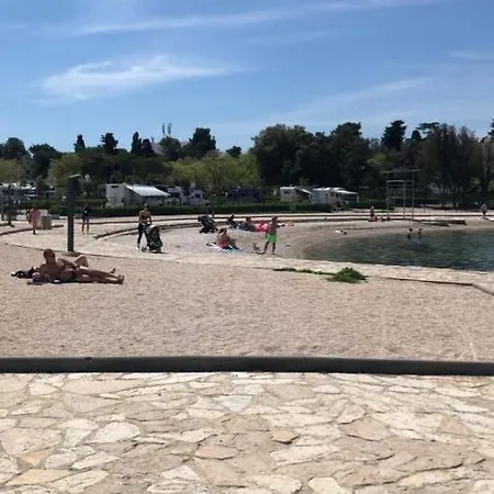 Sunset Beach 11 *