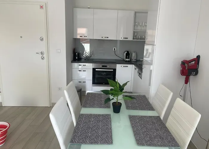 Sunset 11 Apartament *